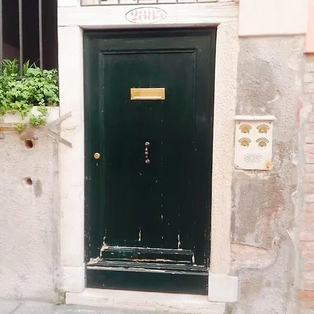 Magic Apartment